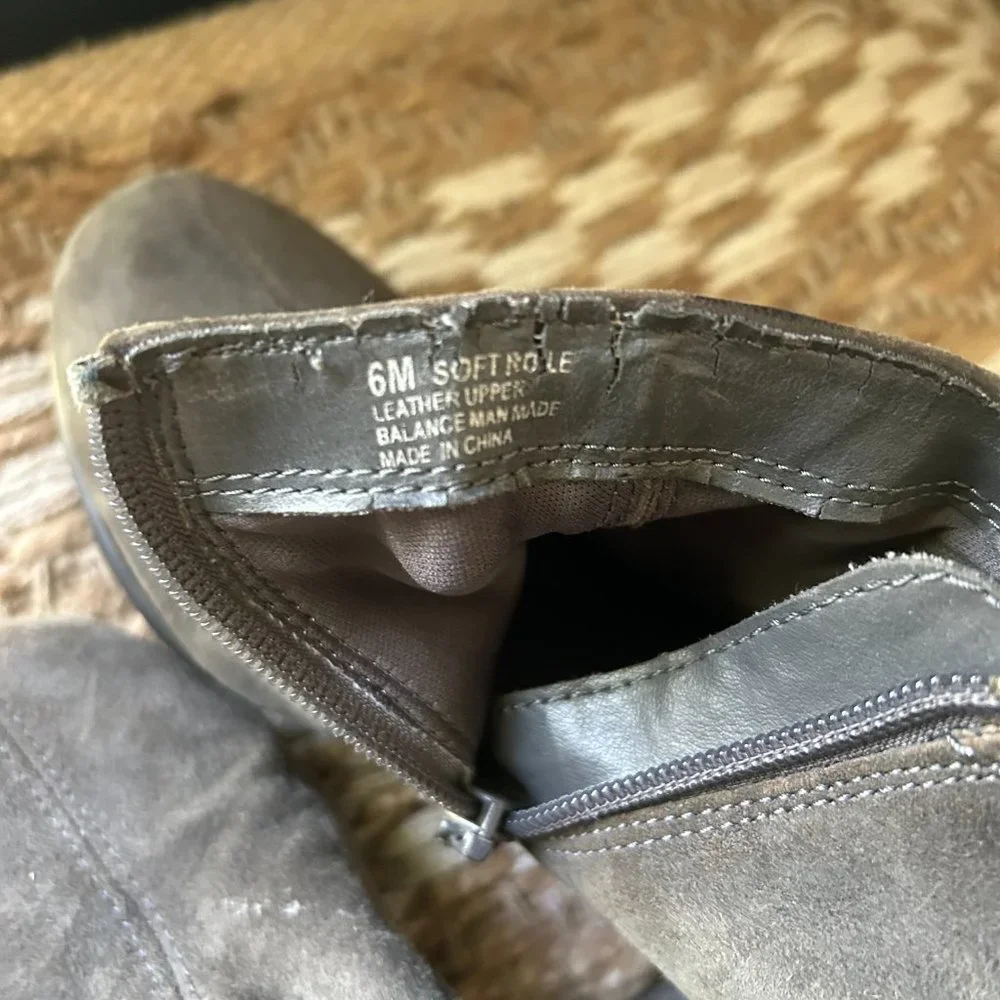 Aerosole Booties